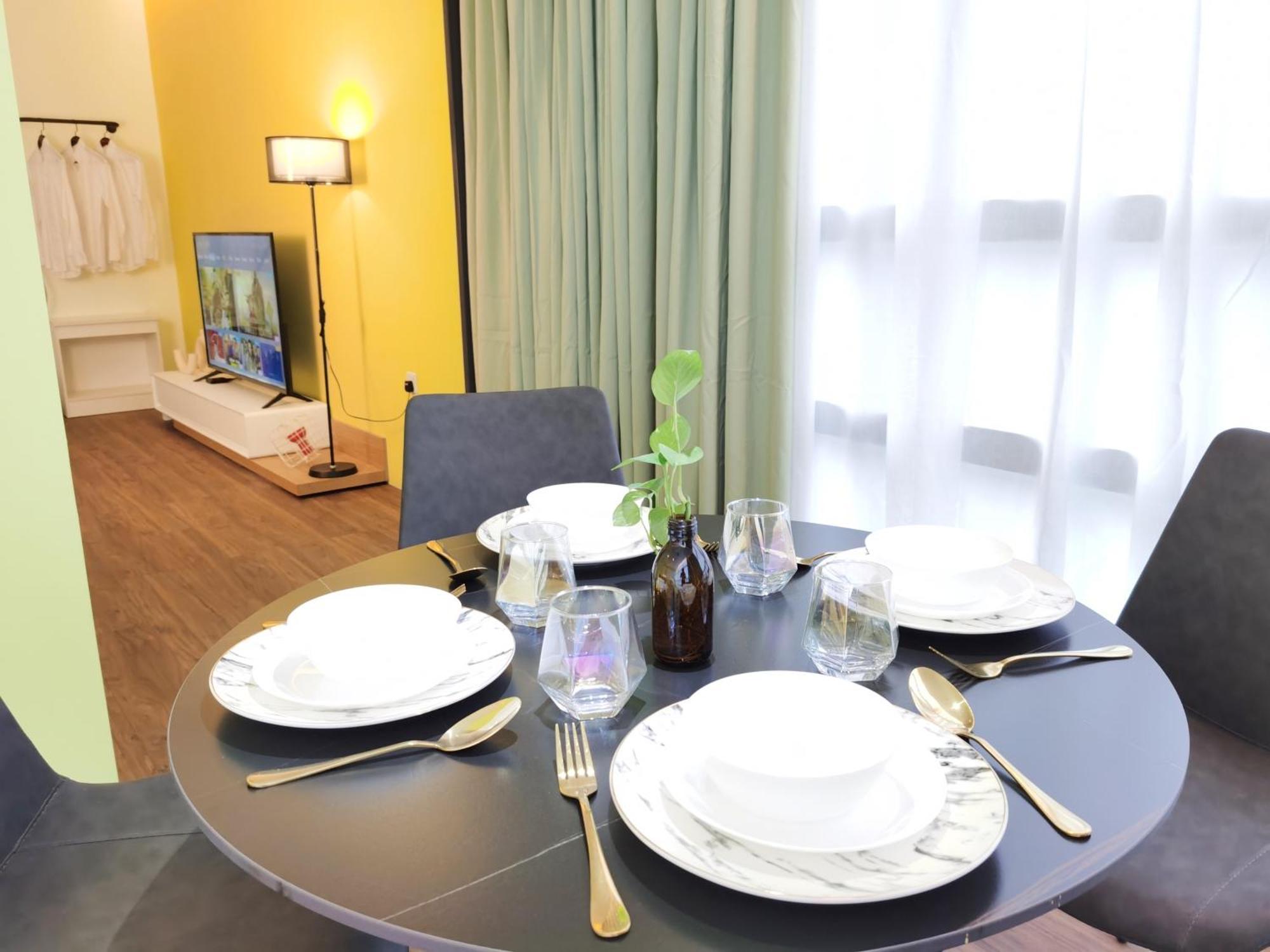 Weekly Monthly - Bangsar Trade Centre Territory Kuala Lumpur